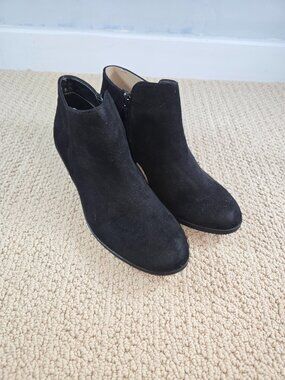 XAppeal Women’s Stewart Black Suede Zip Ankle Boots‎ Size 7  1/2